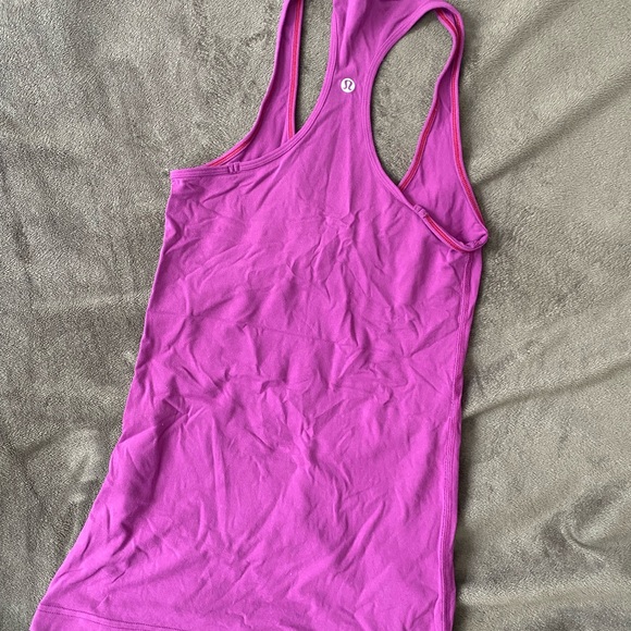 Lululemon Athletics Fucsia sports top - Picture 3 of 4